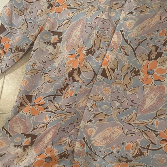 Kittenish L/S Button Down Blouse - Picture 12 of 13